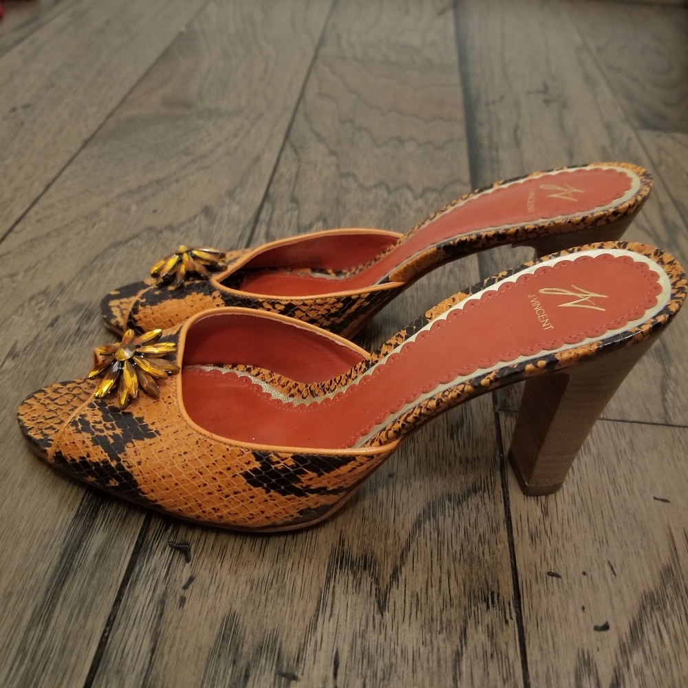 J Vincent Snake Skin Mules Size 6.5 - Picture 12 of 12